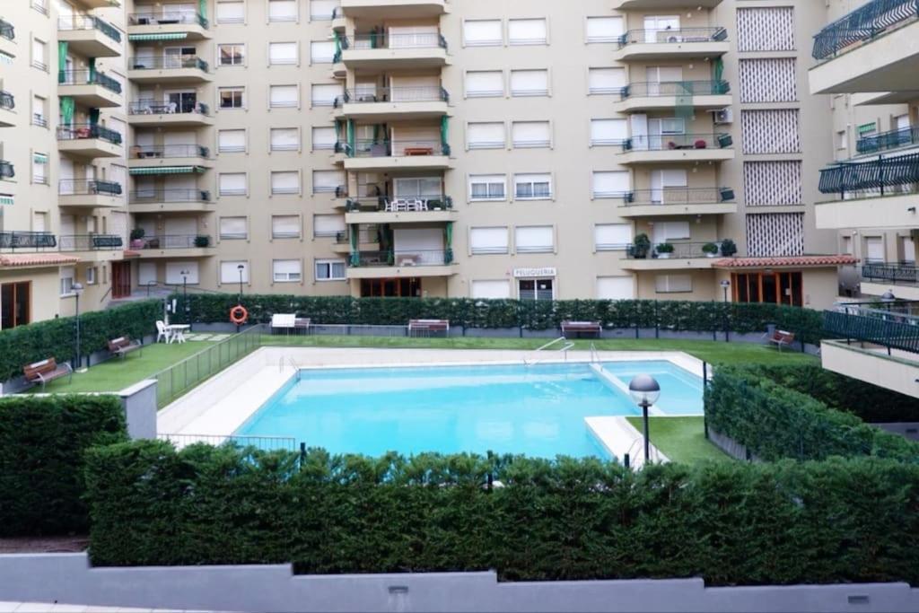Amplio Apartamento Con Piscina Al Lado De La Playa Castell-Castell-Platja d'Aro Extérieur photo