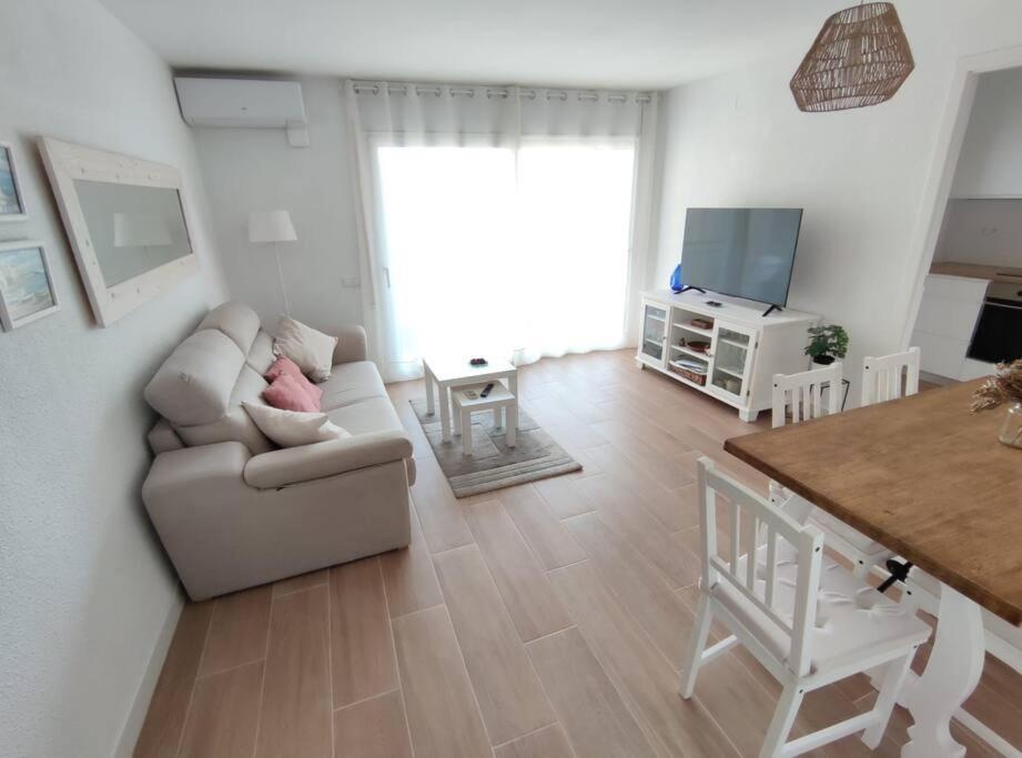 Amplio Apartamento Con Piscina Al Lado De La Playa Castell-Castell-Platja d'Aro Extérieur photo